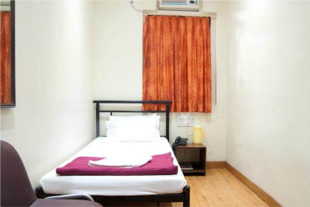 מומביי Hotel Kumkum מראה חיצוני תמונה